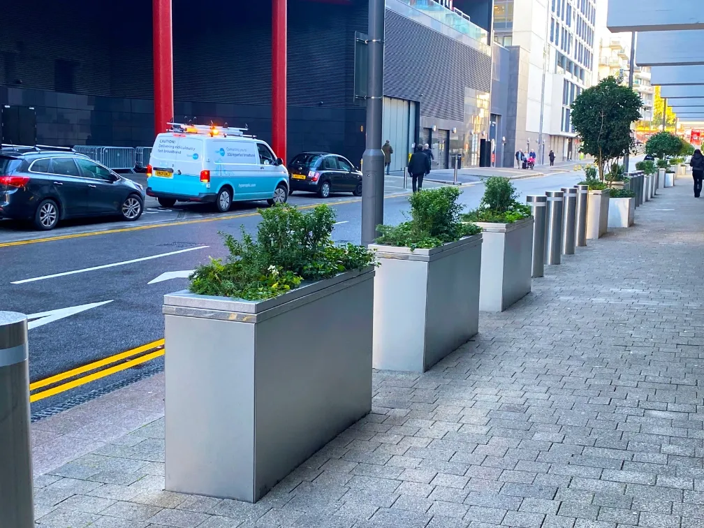 Planter 40 — source product image