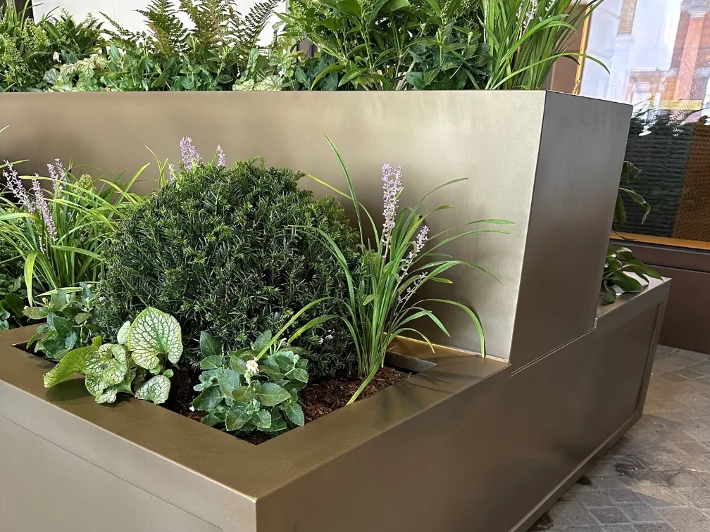 Planter 40 — source product image
